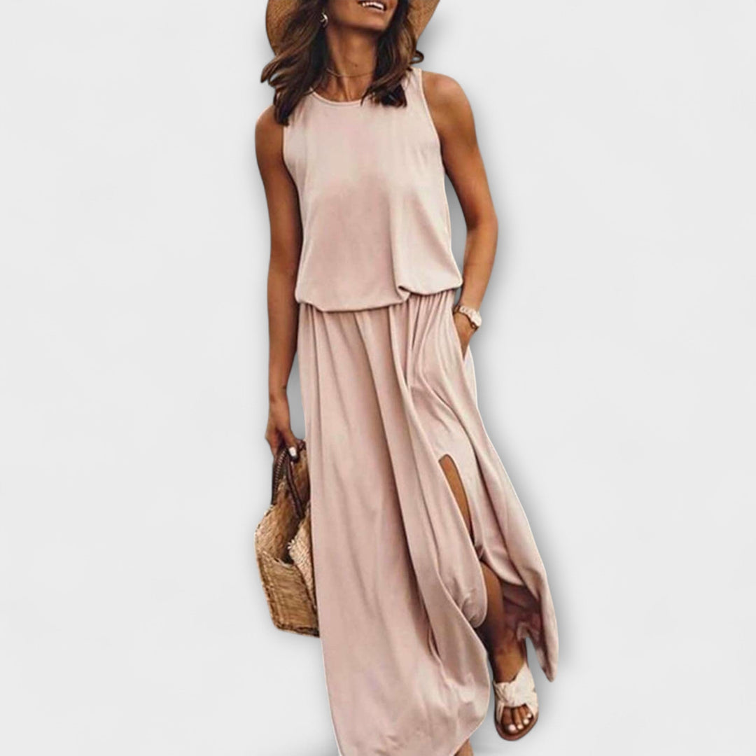 Lightweight, loose, strapless dresses with a round neckline
