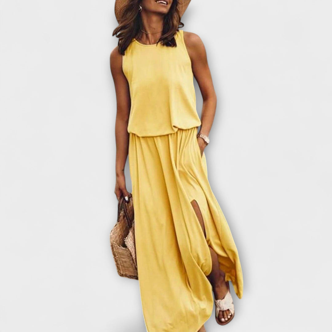 Lightweight, loose, strapless dresses with a round neckline