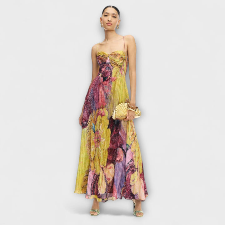 Kiara - Maxi dress with a vibrant Ikat pattern