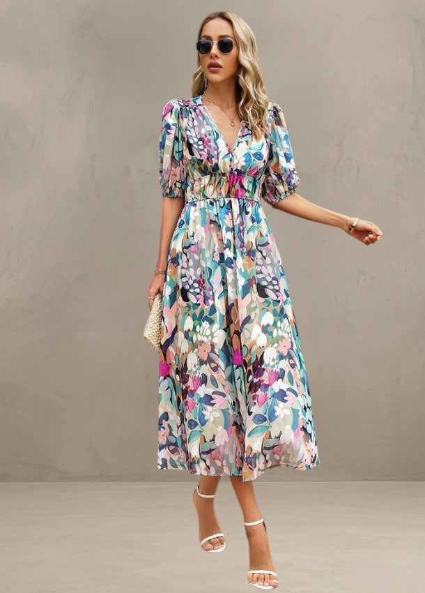 Light Mode | FLATTERING FLORAL MIDI DRESS