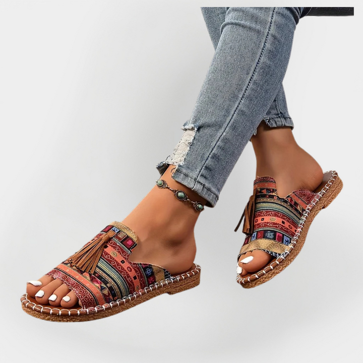 Mode Lumiére™ Handmade Impressive Fringe Sandals