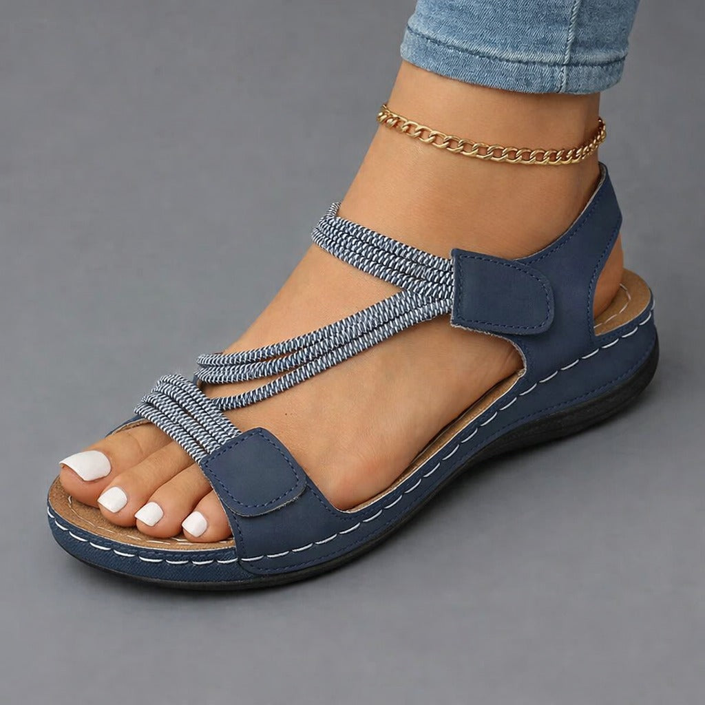 Agnes | Comfortable Flat Sandal with Crisscross Straps
