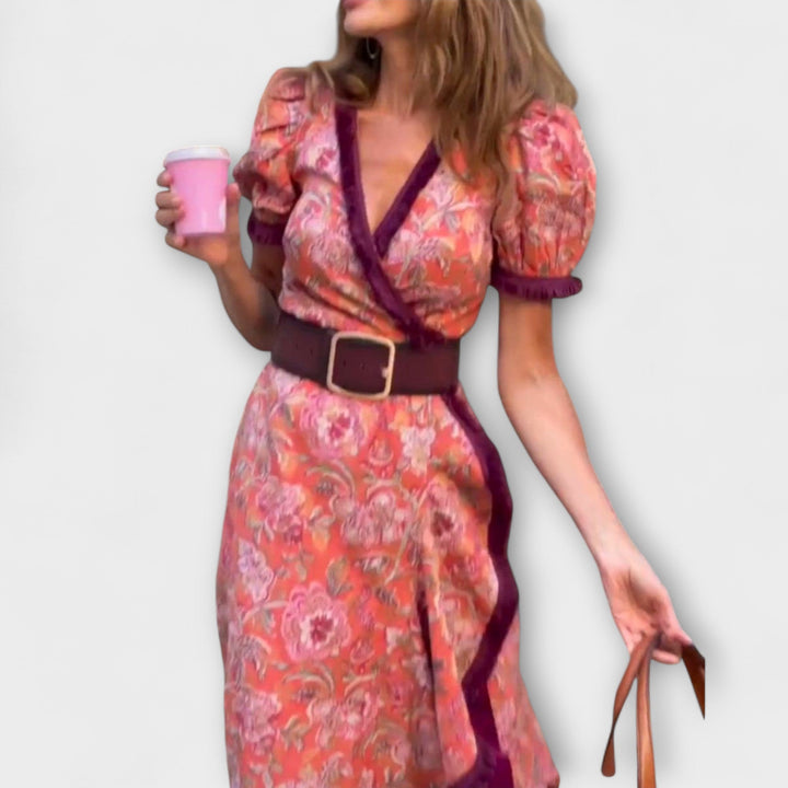 Elegant pink short-sleeved maxi dress