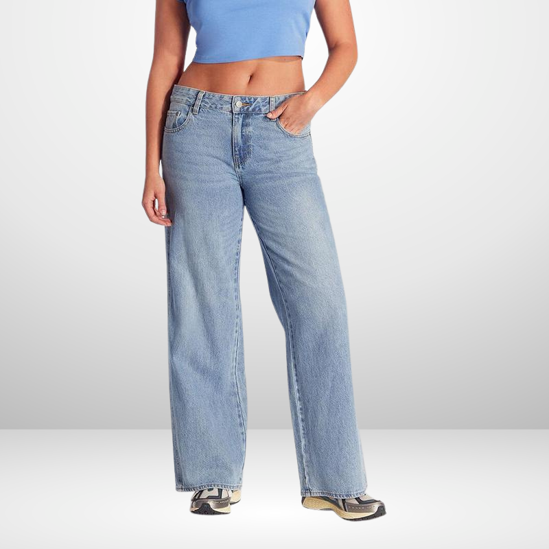 Women's low-rise baggy jeans