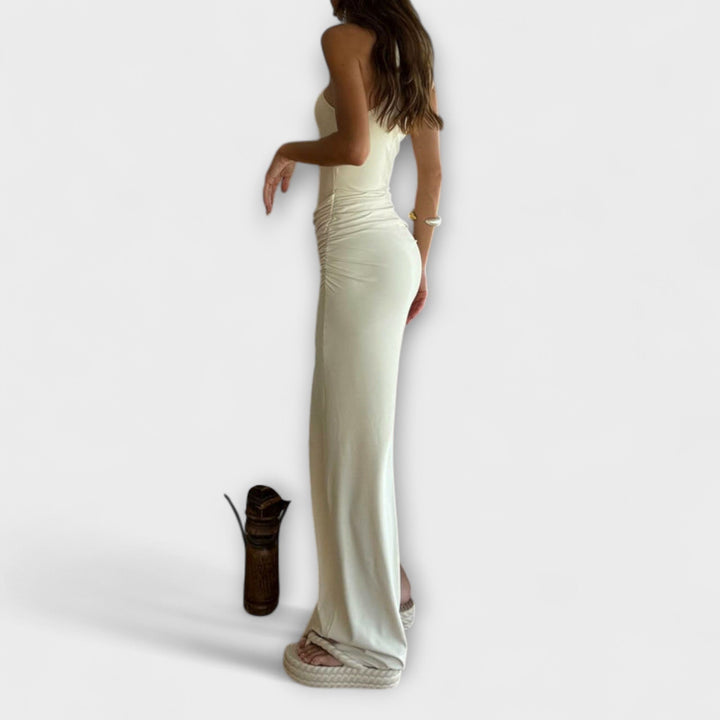 Mode Lumiére™ Minna - Sleeveless dresses with a scoop neck