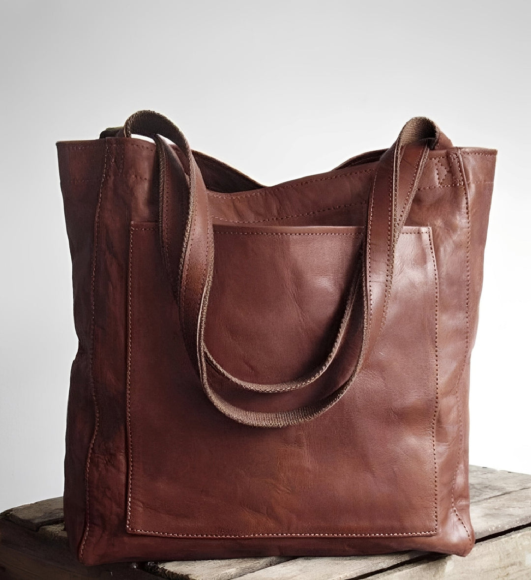 Toni - Elegant Suede-Lined Leather Bag