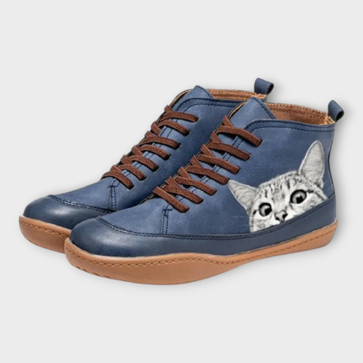 Mode Lumiére™ Elegant Trainers with a Discrete Design