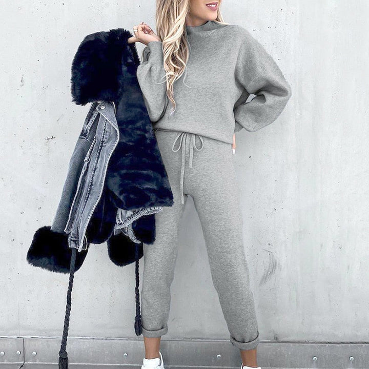 Women's Comfortable 2-Piece Tracksuit