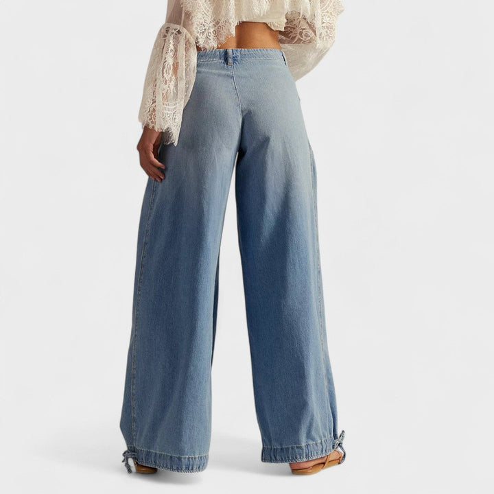 Light Mode | Smart Fluid-Cut Jeans