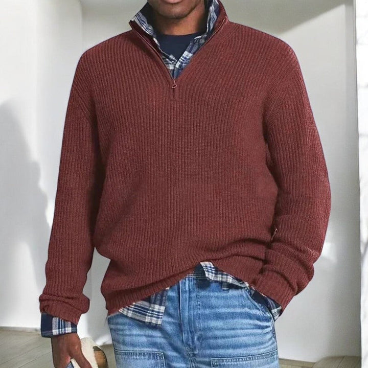 Mid-height zip-up collar jumper