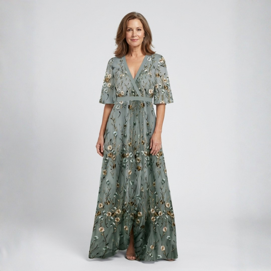 Mode Lumiére™ – V-neck floral maxi dress
