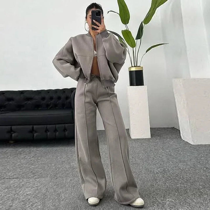 Women's Sweatshirt and Pants Set