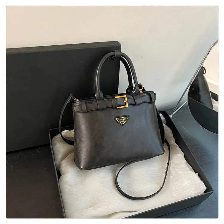 Trendy versatile square small handbag for women