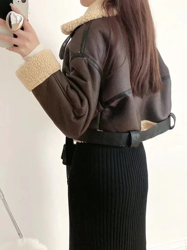 Women's short leather jacket
