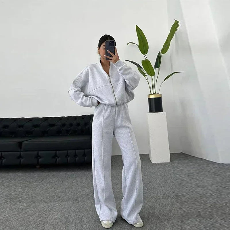 Women's Sweatshirt and Pants Set
