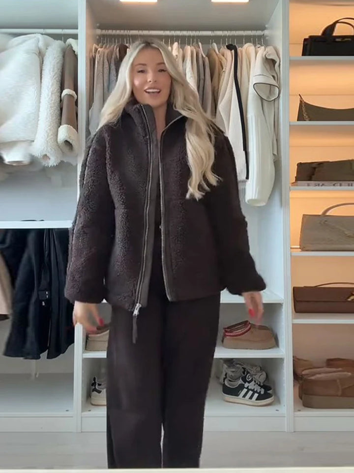 Women's zip-up jacket