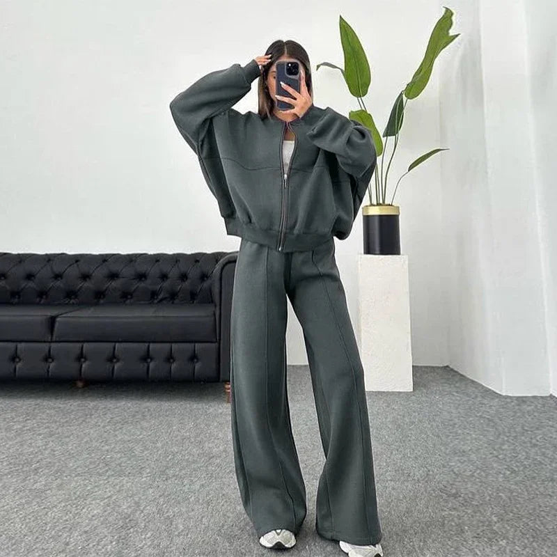 Women's Sweatshirt and Pants Set