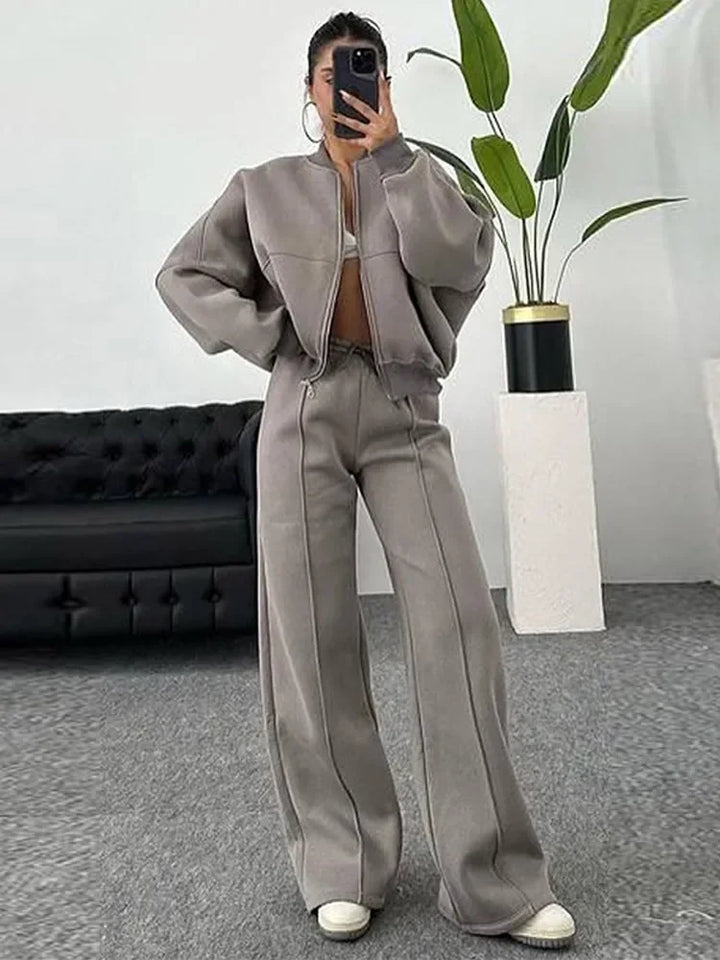 Women's Sweatshirt and Pants Set