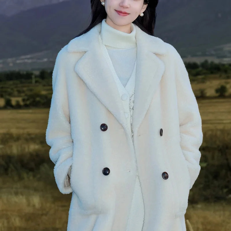 Structured Elegant Coat for a Chic Everyday Women's Style