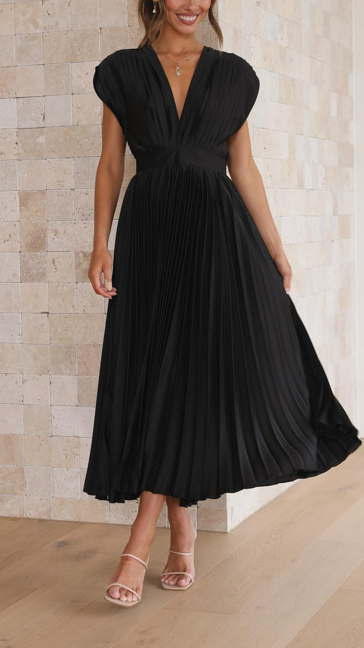 Mode Lumiére™| Elegant Pleated Dress