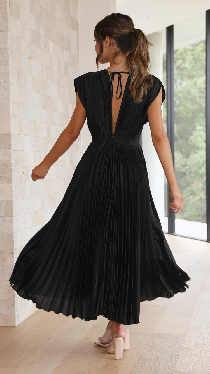Mode Lumiére™| Elegant Pleated Dress