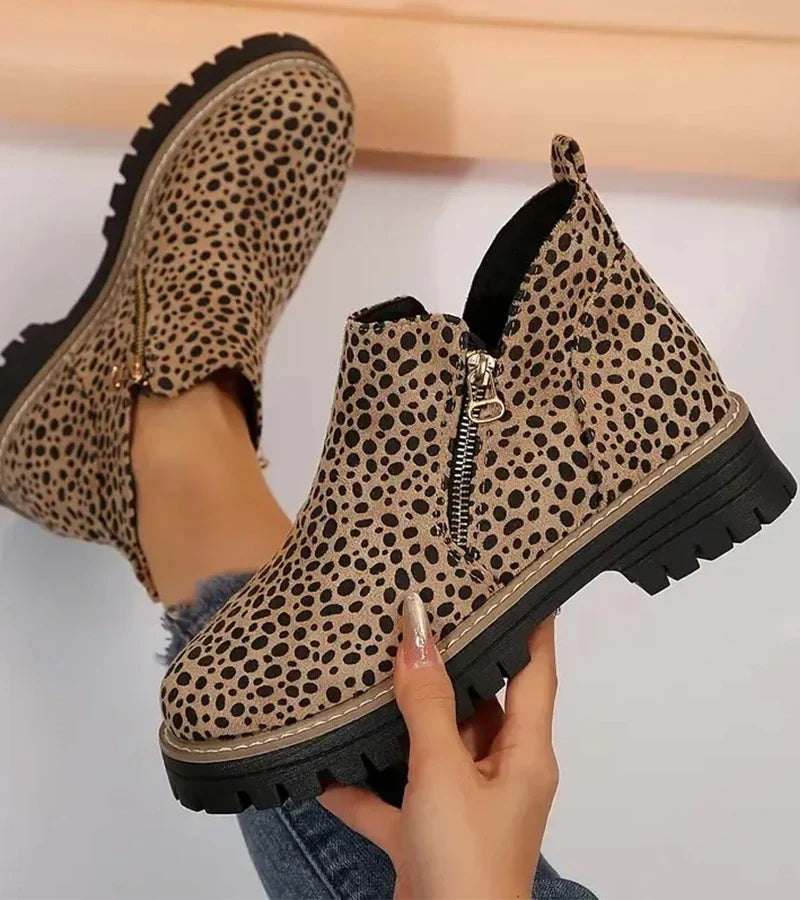 Mode Lumiére™ | Stylish Jade Ankle Boots