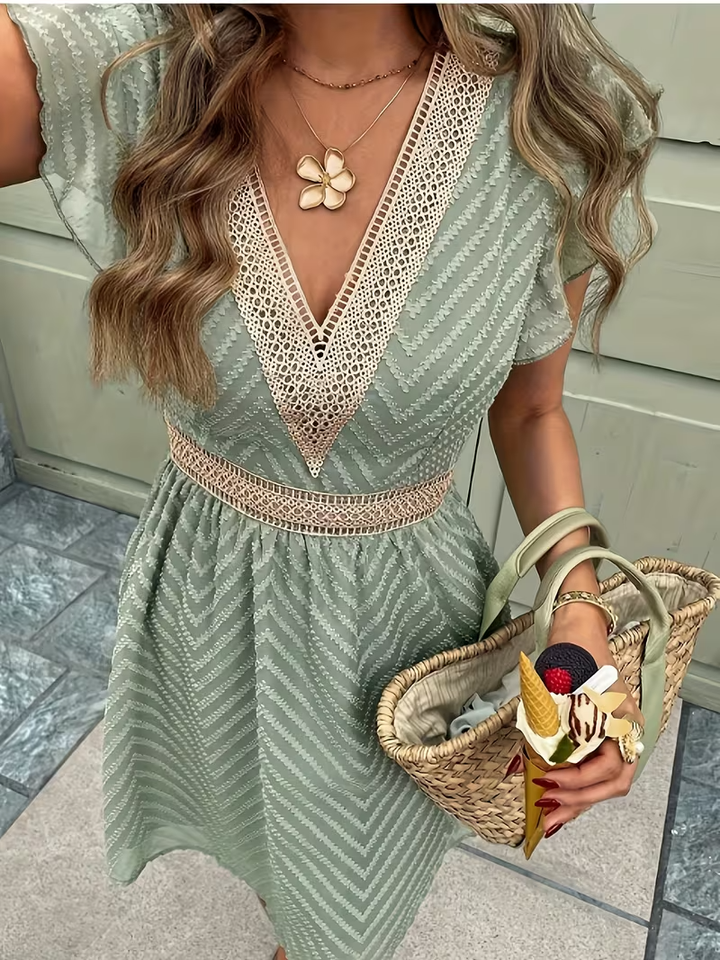 Mode Lumiére™ | Sophie Lace Refined Dress