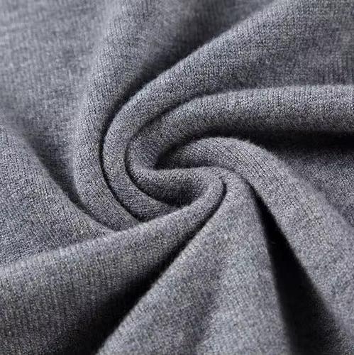 Cashmere sweater with knit collar