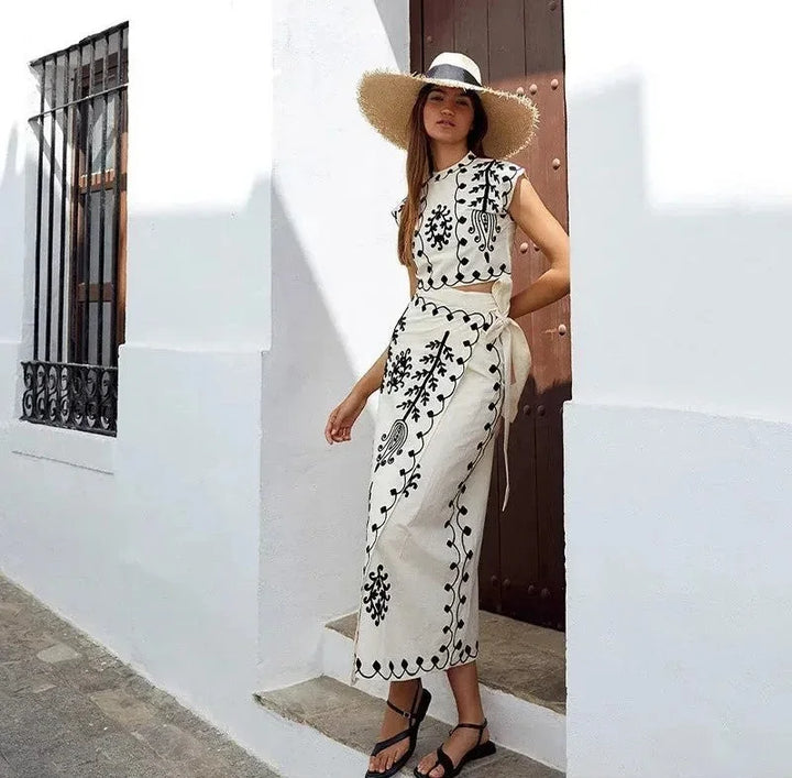 Léonie | Embroidered Top & Flowy Long Skirt Set