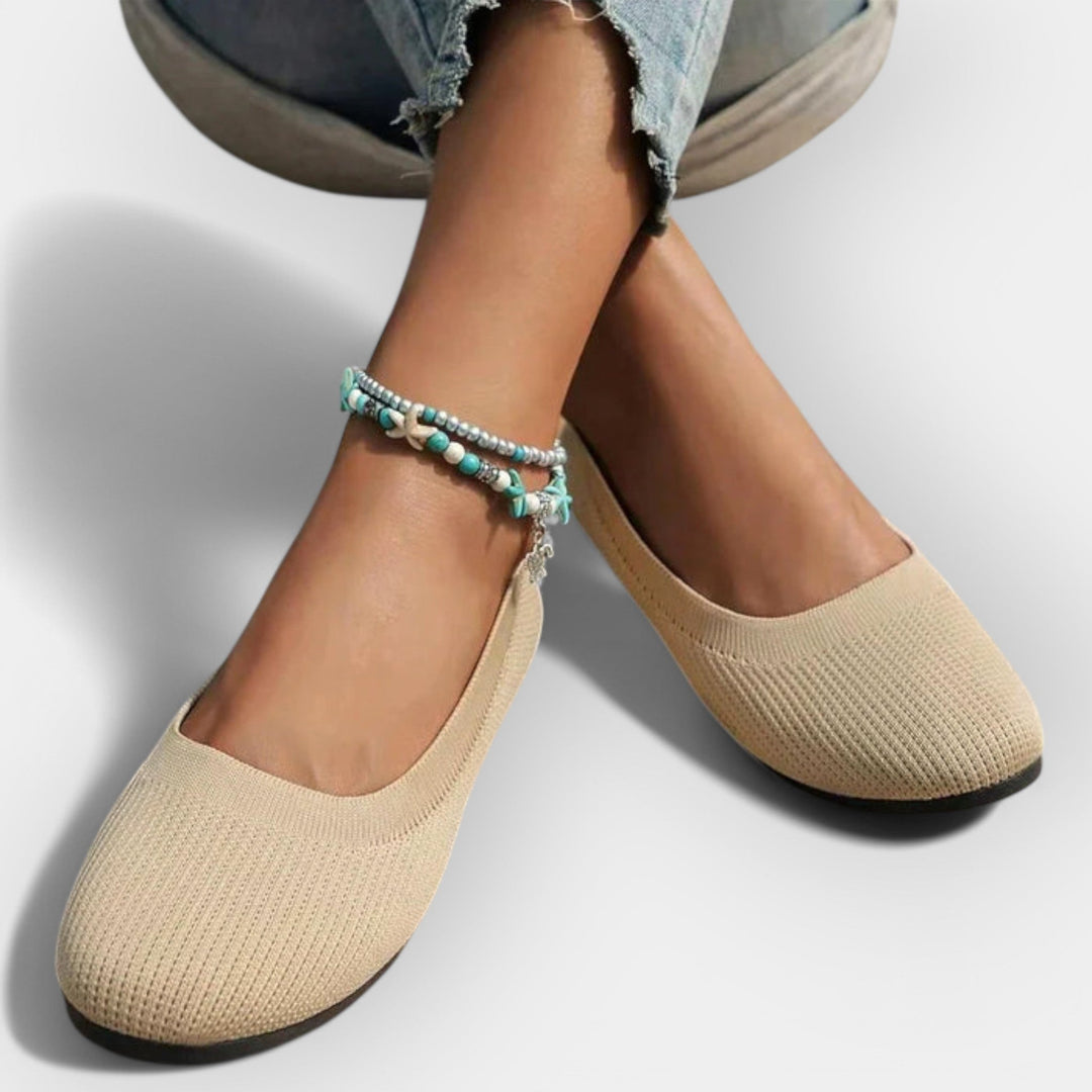 Mode Lumiére™ Simple, elegant sandals