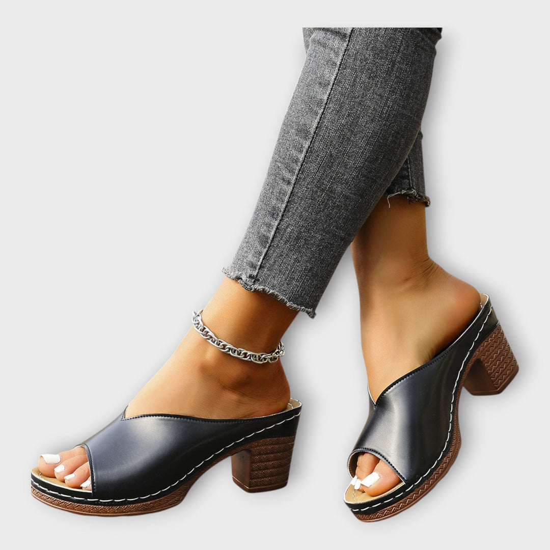 Mode Lumiére™ Open-Toe Block Heel Sandals