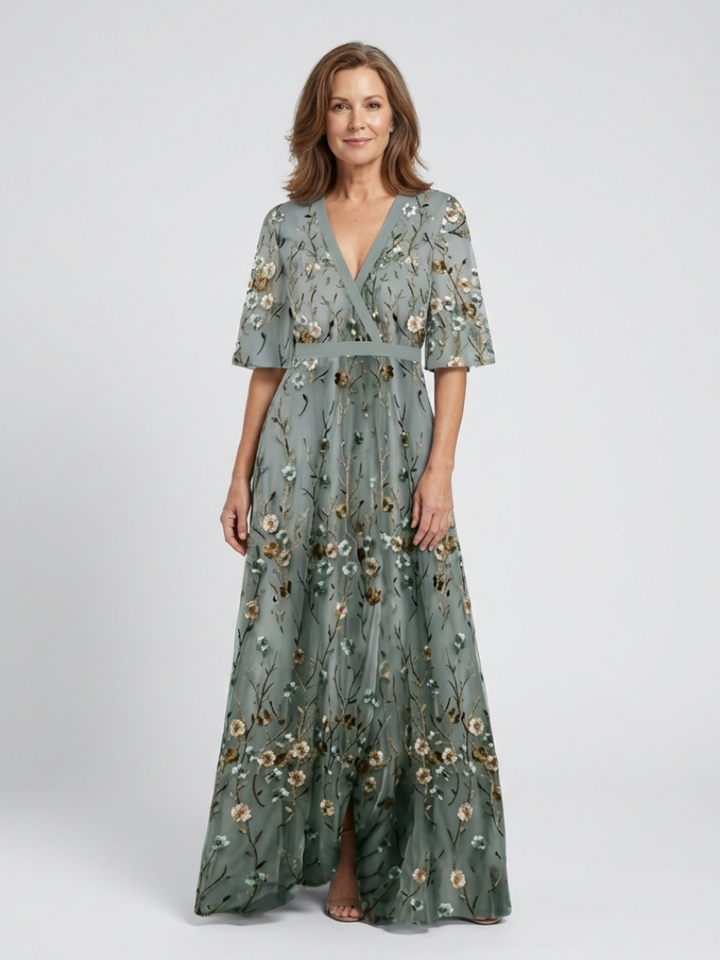 Mode Lumiére™ – V-neck floral maxi dress