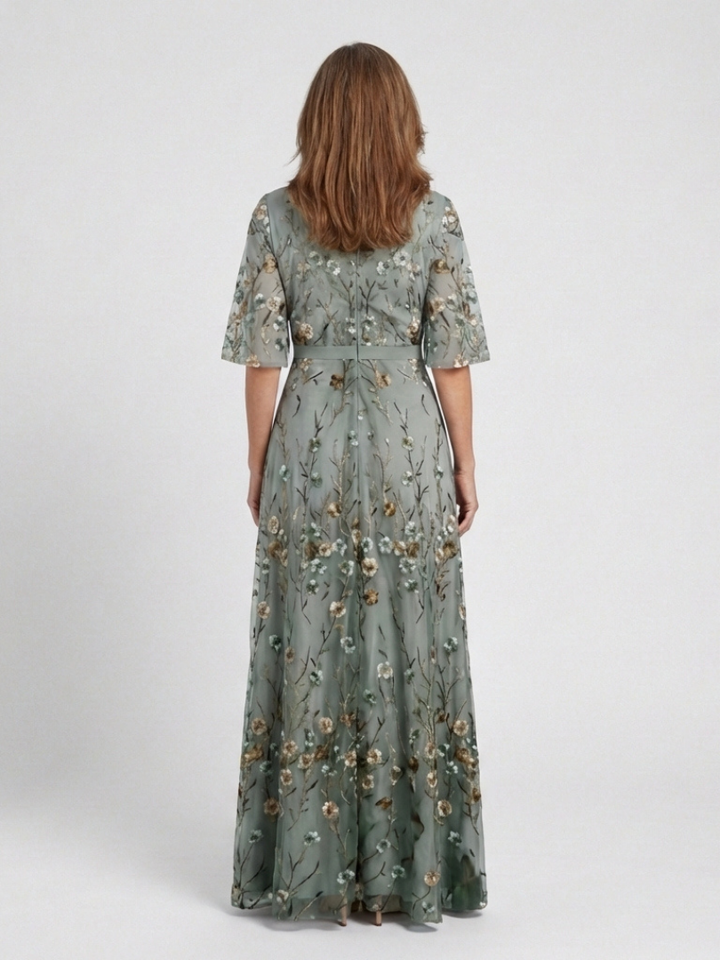 Mode Lumiére™ – V-neck floral maxi dress