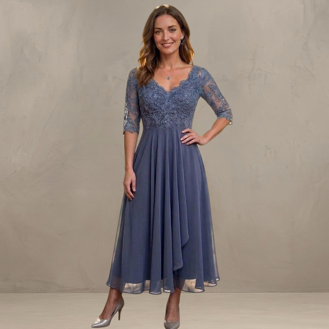 Light Mode | ELEGANT LACE MIDI DRESS