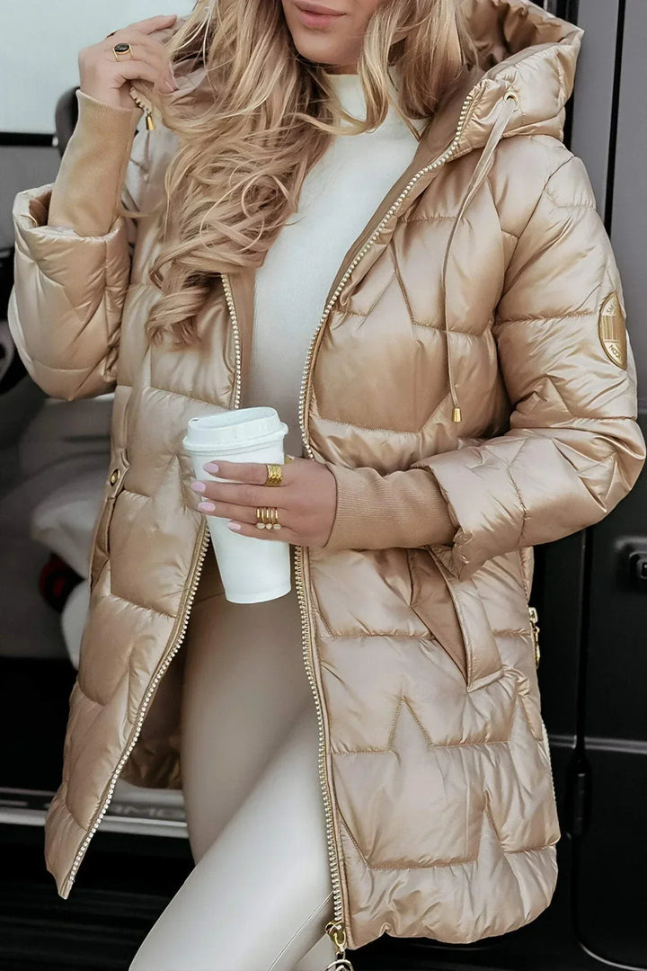 Trendy Winter Coat with Hood and Padding