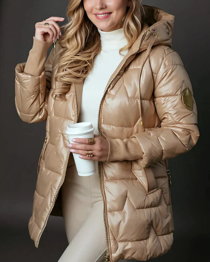 Trendy Winter Coat with Hood and Padding