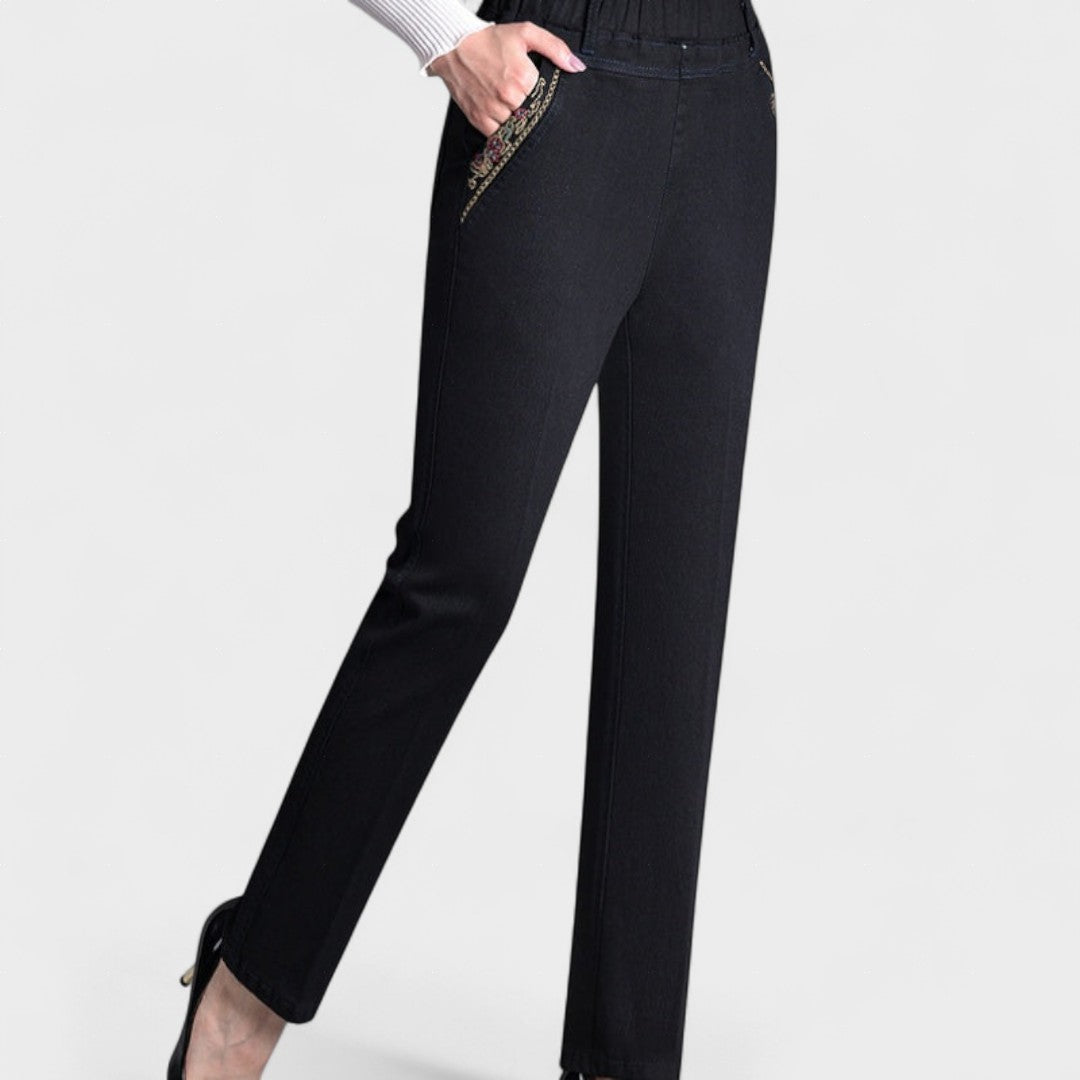 Light Mode | Timeless Stylish Jeans