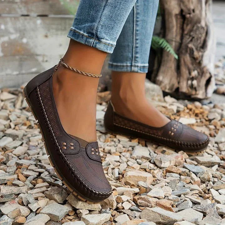 Renée | Perforated Loafer with Memory Foam Sole